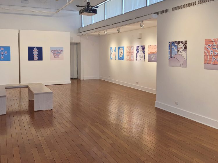 Gallery View (Right Side Wide View).